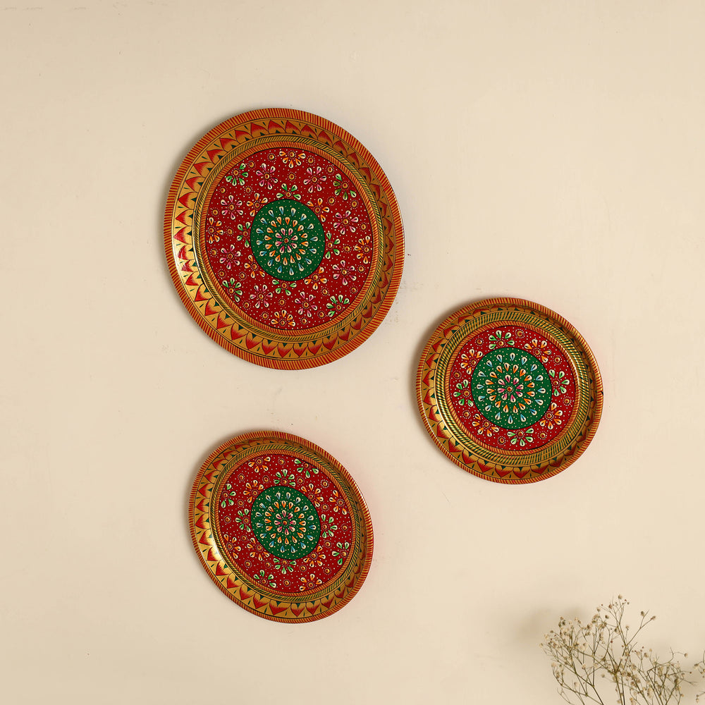 Traditional Handpainted Stainless Steel Plate (set of 3) 69