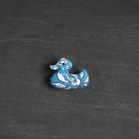 Handmade Stuffed Fridge Magnet for Decor 89