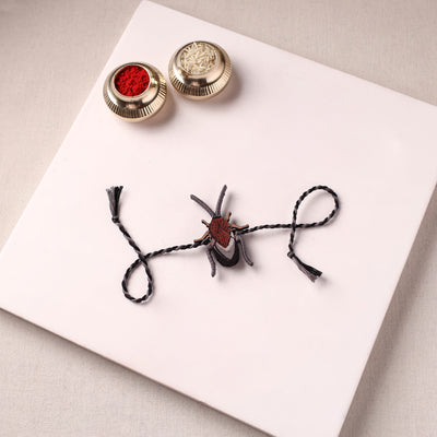 Cockroach - Reusable Handmade Threadwork Fabart Rakhi 01