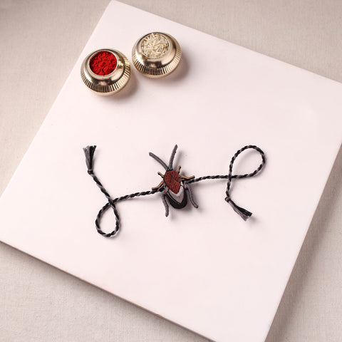 Cockroach - Reusable Handmade Threadwork Fabart Rakhi 01