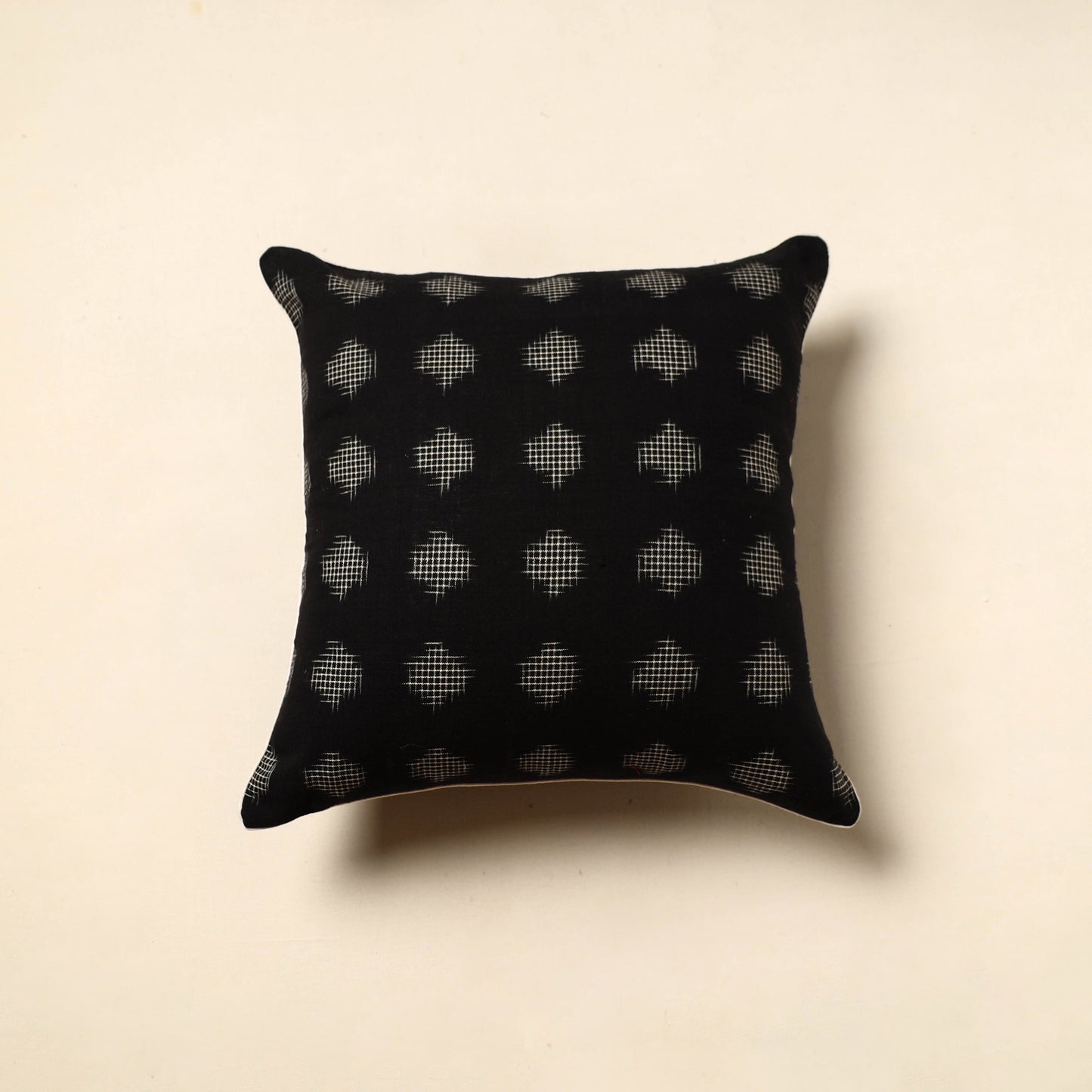 Cotton Pochampally Ikat Cushion Cover (16 x 16 in) 06