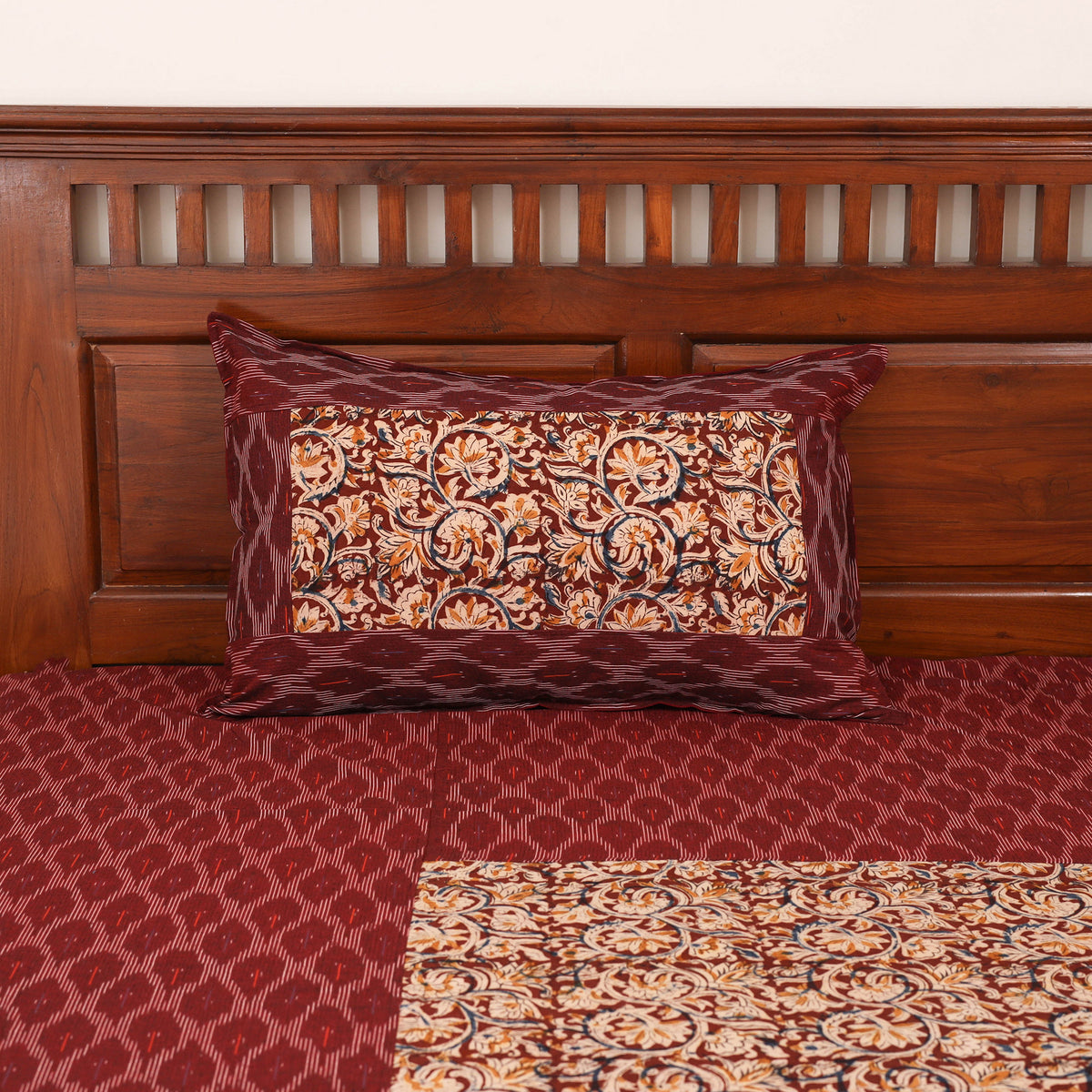 Pochampally Ikat with Kalamkari Patch Cotton Double Bedsheet Set (108 x 90 in) 03