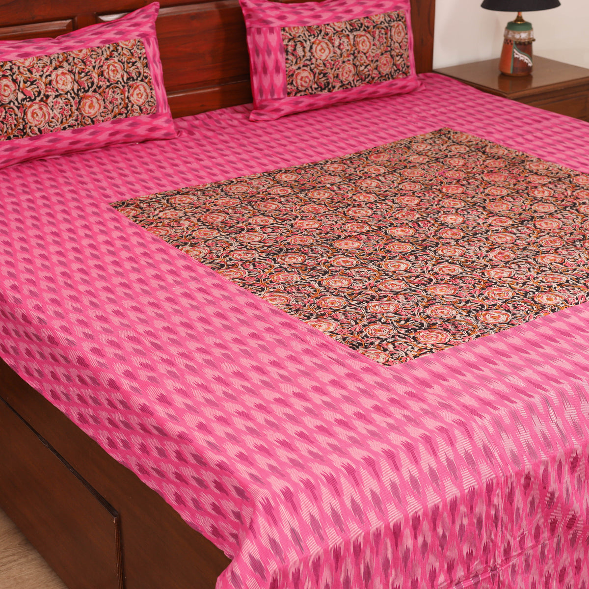 Pochampally Ikat with Kalamkari Patch Cotton Double Bedsheet Set (108 x 90 in) 02