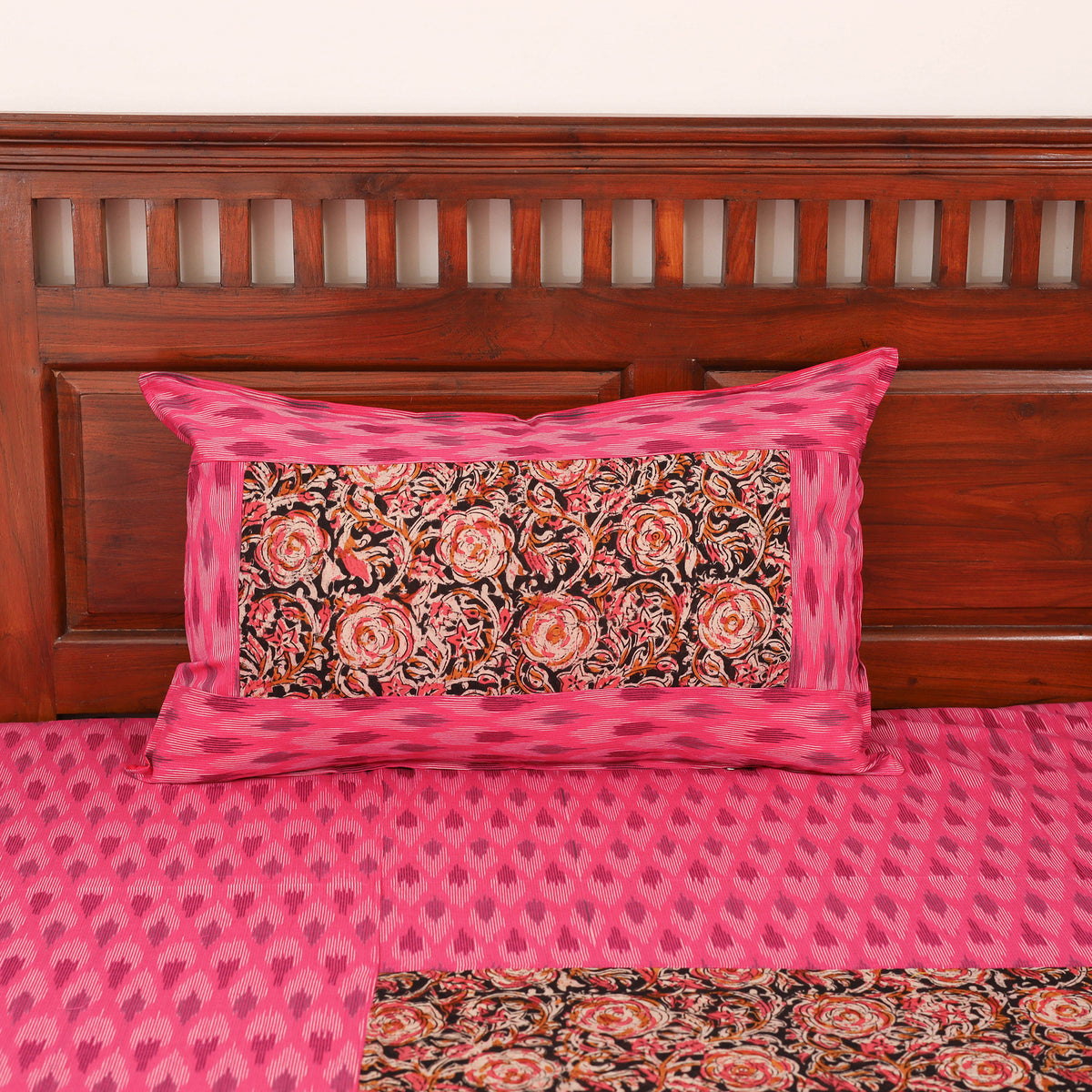 Pochampally Ikat with Kalamkari Patch Cotton Double Bedsheet Set (108 x 90 in) 02