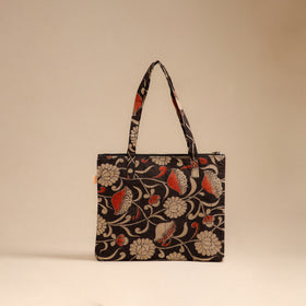 Handcrafted Quilted Handbag 01