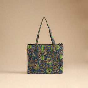 Handcrafted Quilted Handbag 17