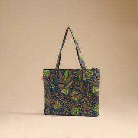 Handcrafted Quilted Handbag 17