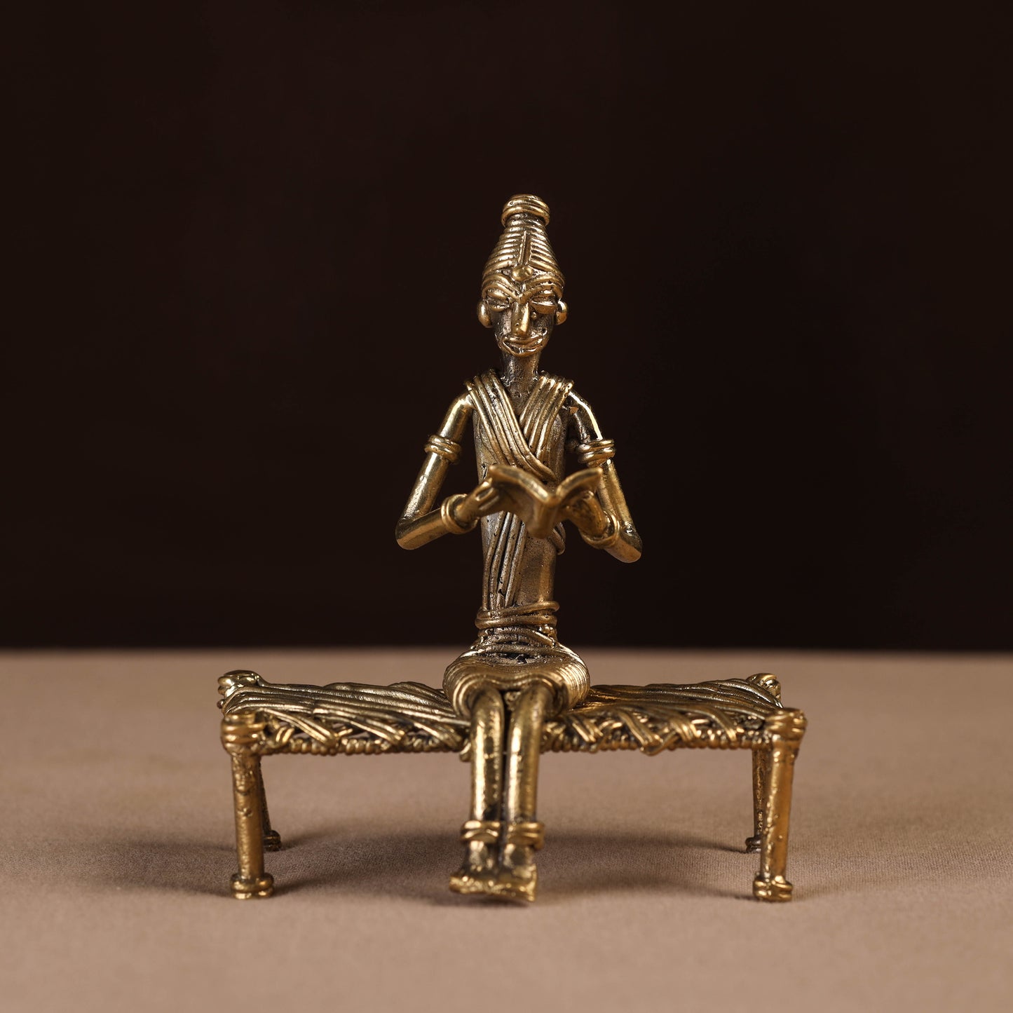 Reading Women on Cot Tribal Odisha Dokra Handmade Home Decor Item 10