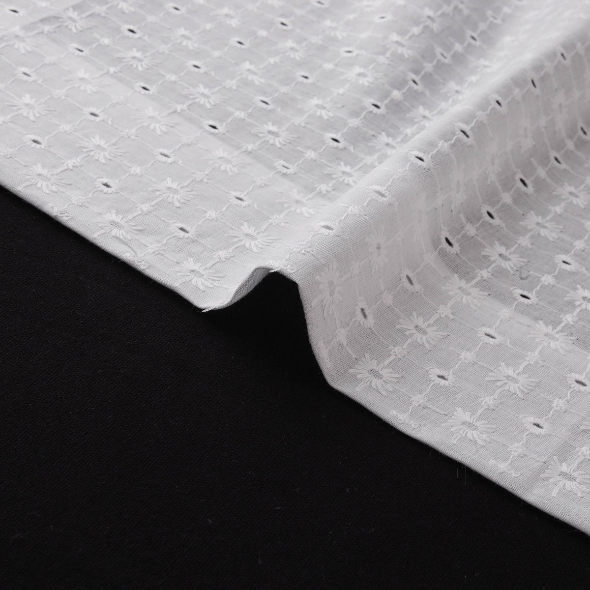 Floral Embroidered Cotton Hakoba Fabric 02