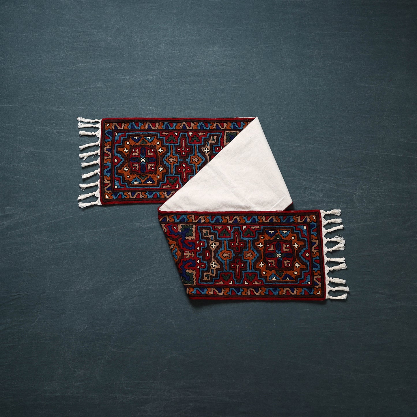 Original Kashmiri Chain Stitch Crewel Hand Embroidery Dining Table Runner (6 x 1 Feet) 30
