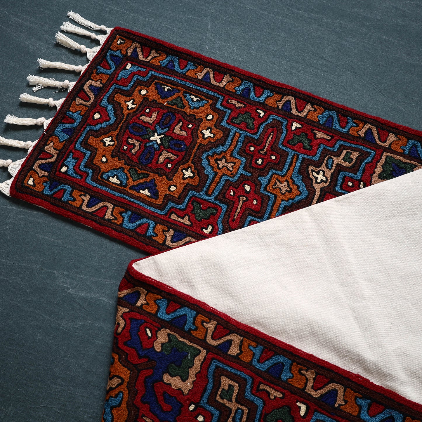 Original Kashmiri Chain Stitch Crewel Hand Embroidery Dining Table Runner (6 x 1 Feet) 30