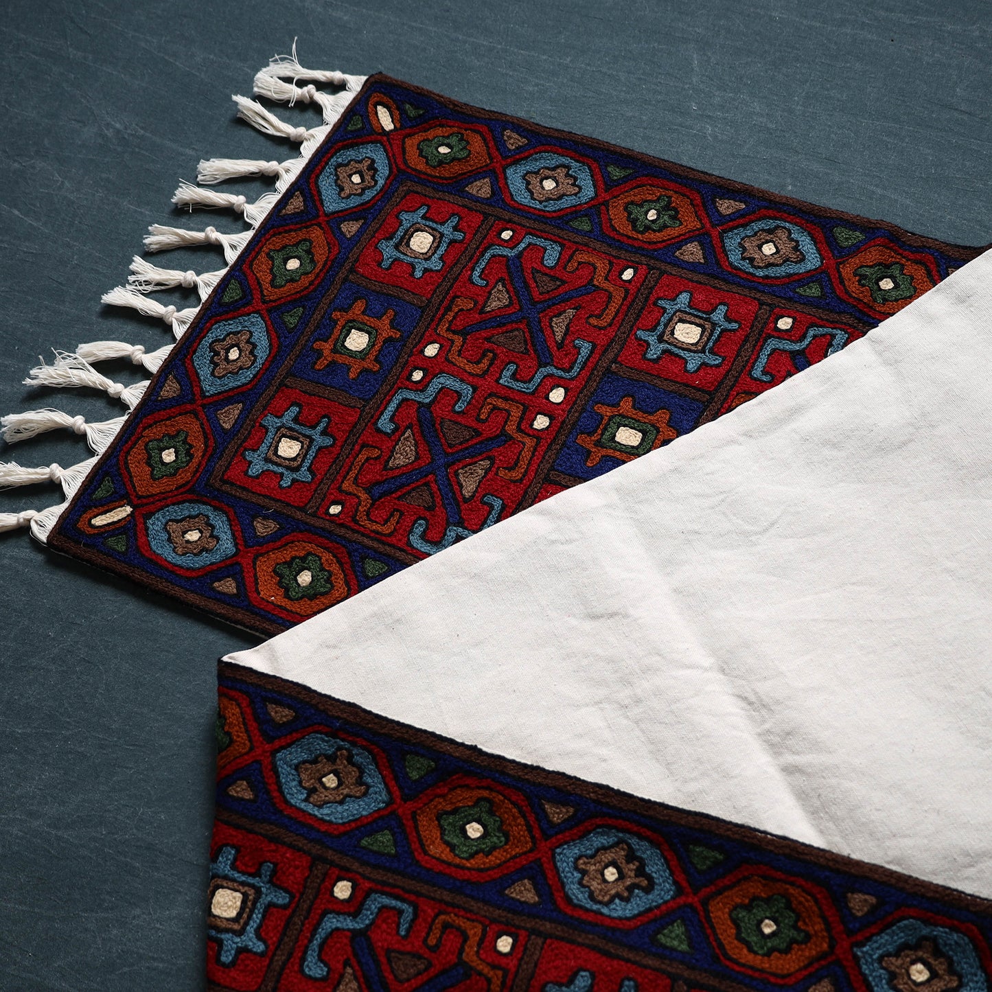 Original Kashmiri Chain Stitch Crewel Hand Embroidery Dining Table Runner (6 x 1.5 Feet) 28