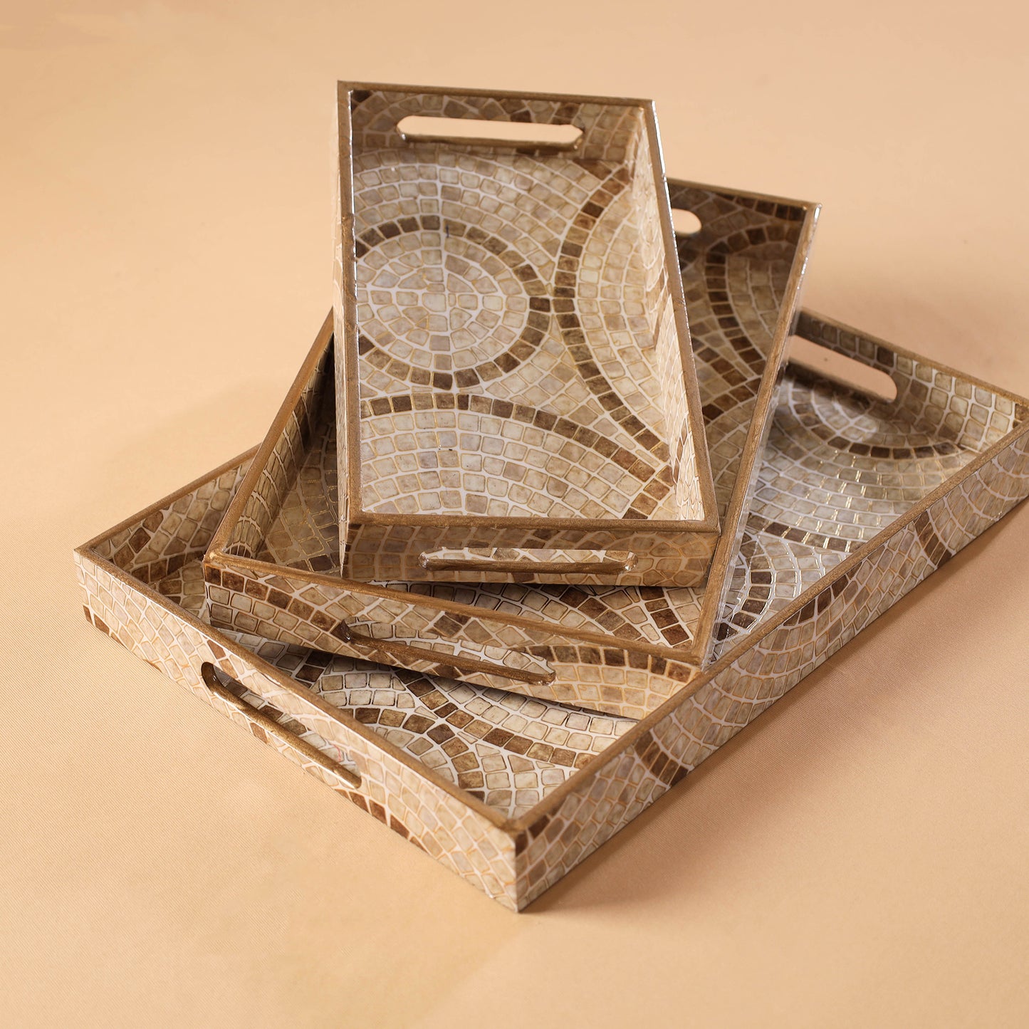 Handcrafted Enamel Coated Rectangle Wooden Serving Trays (Set of 3) 04