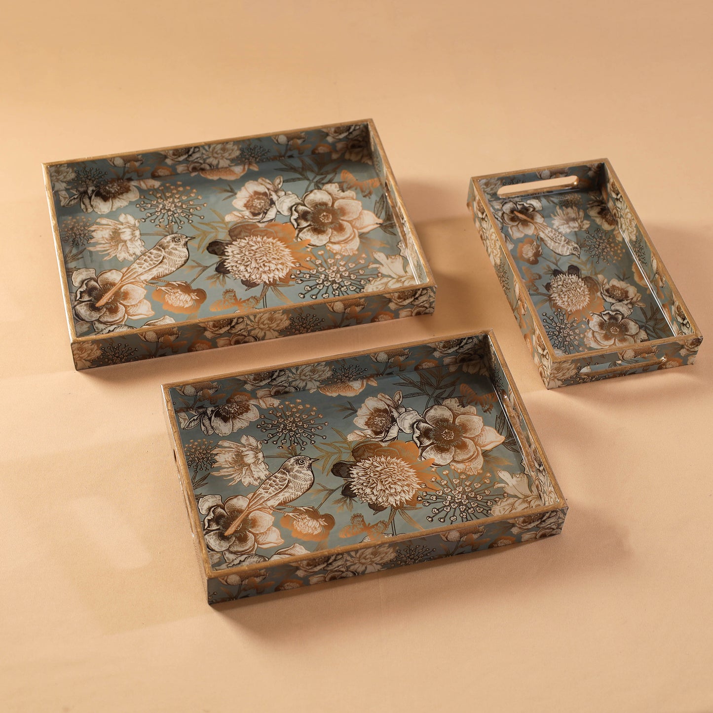 Handcrafted Enamel Coated Rectangle Wooden Serving Trays (Set of 3) 06