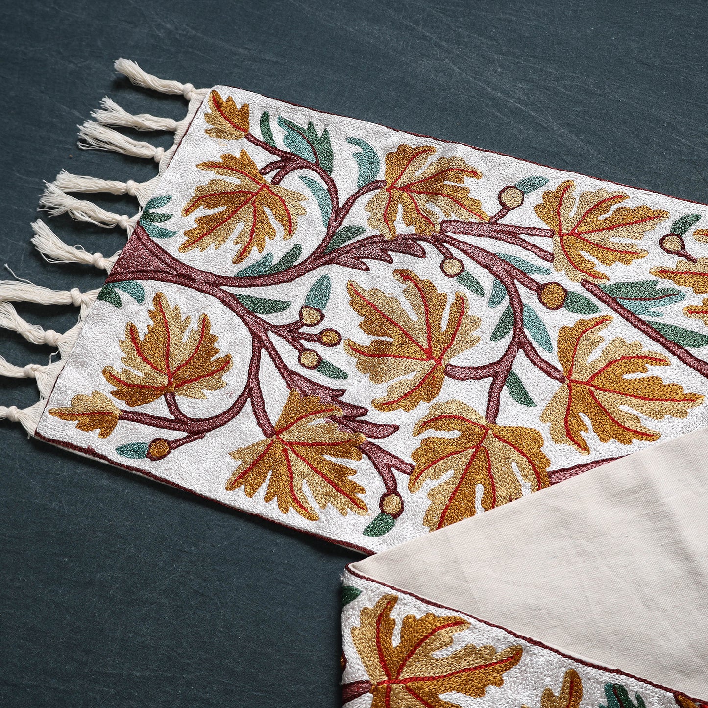 Original Kashmiri Chain Stitch Crewel Hand Embroidery Dining Table Runner (6 x 1 Feet) 33
