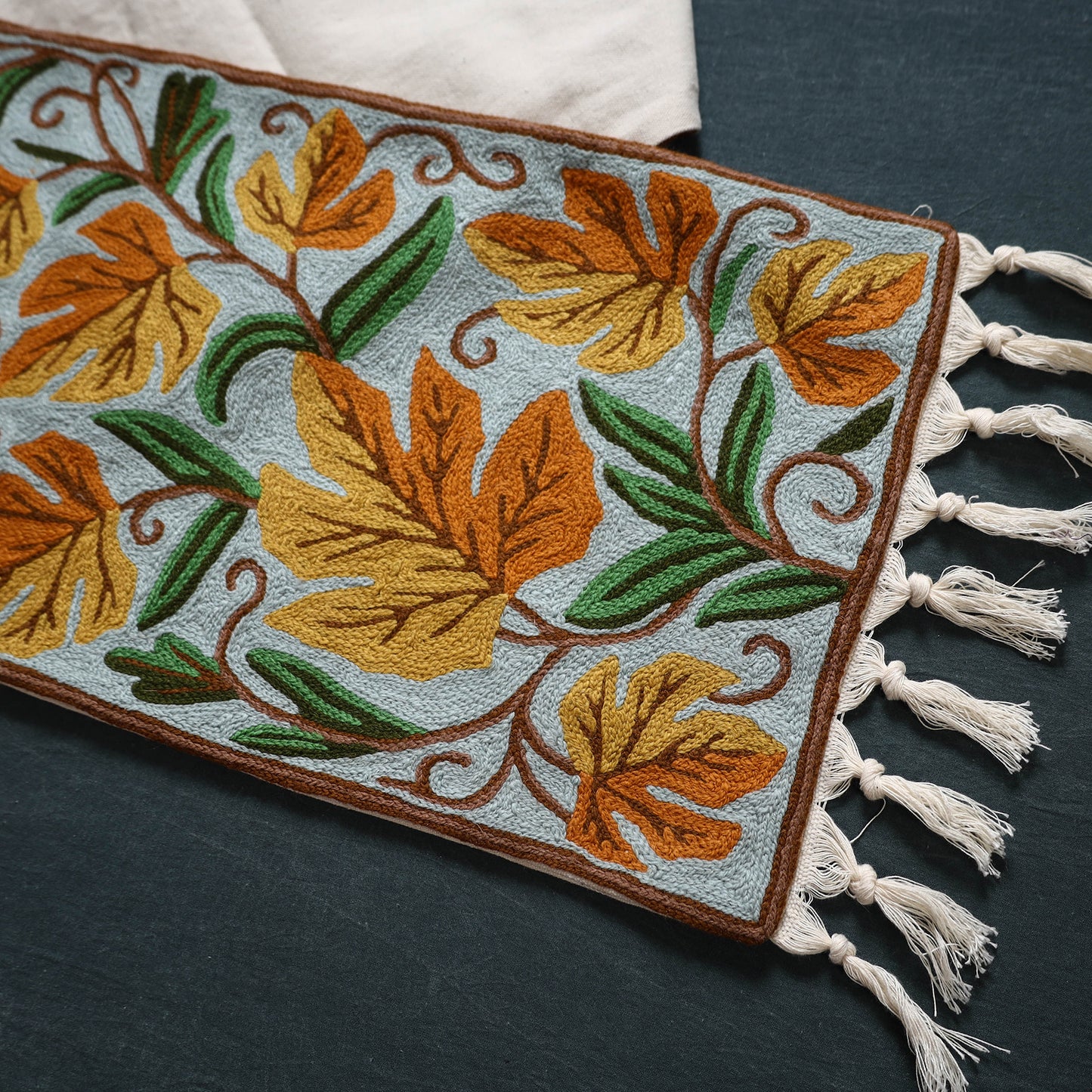 Original Kashmiri Chain Stitch Crewel Hand Embroidery Dining Table Runner (5 x 1 Feet) 35