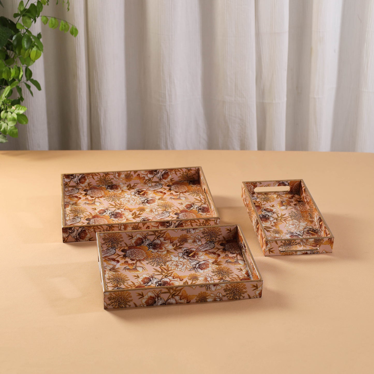Handcrafted Enamel Coated Rectangle Wooden Serving Trays (Set of 3) 10