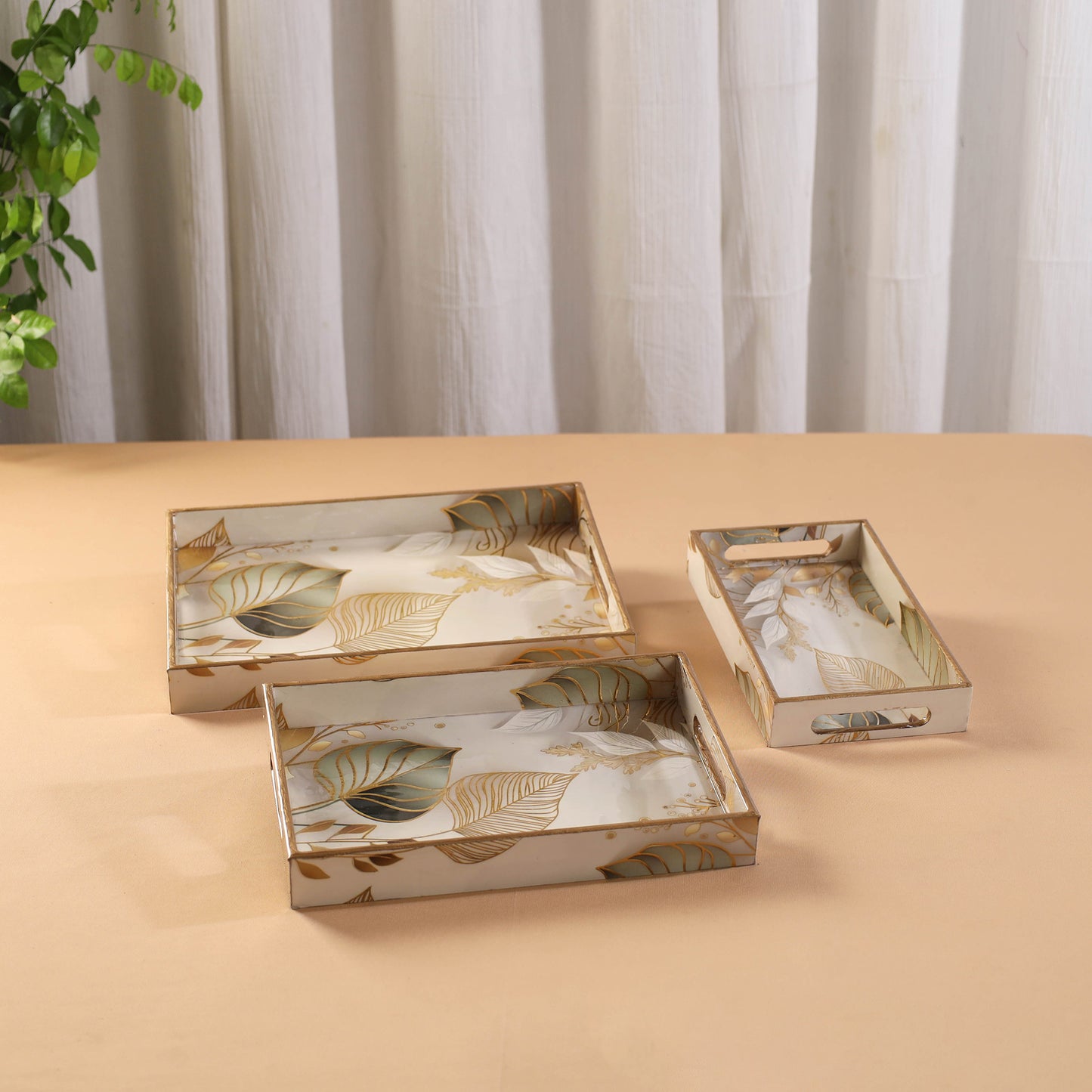 Handcrafted Enamel Coated Rectangle Wooden Serving Trays (Set of 3) 15