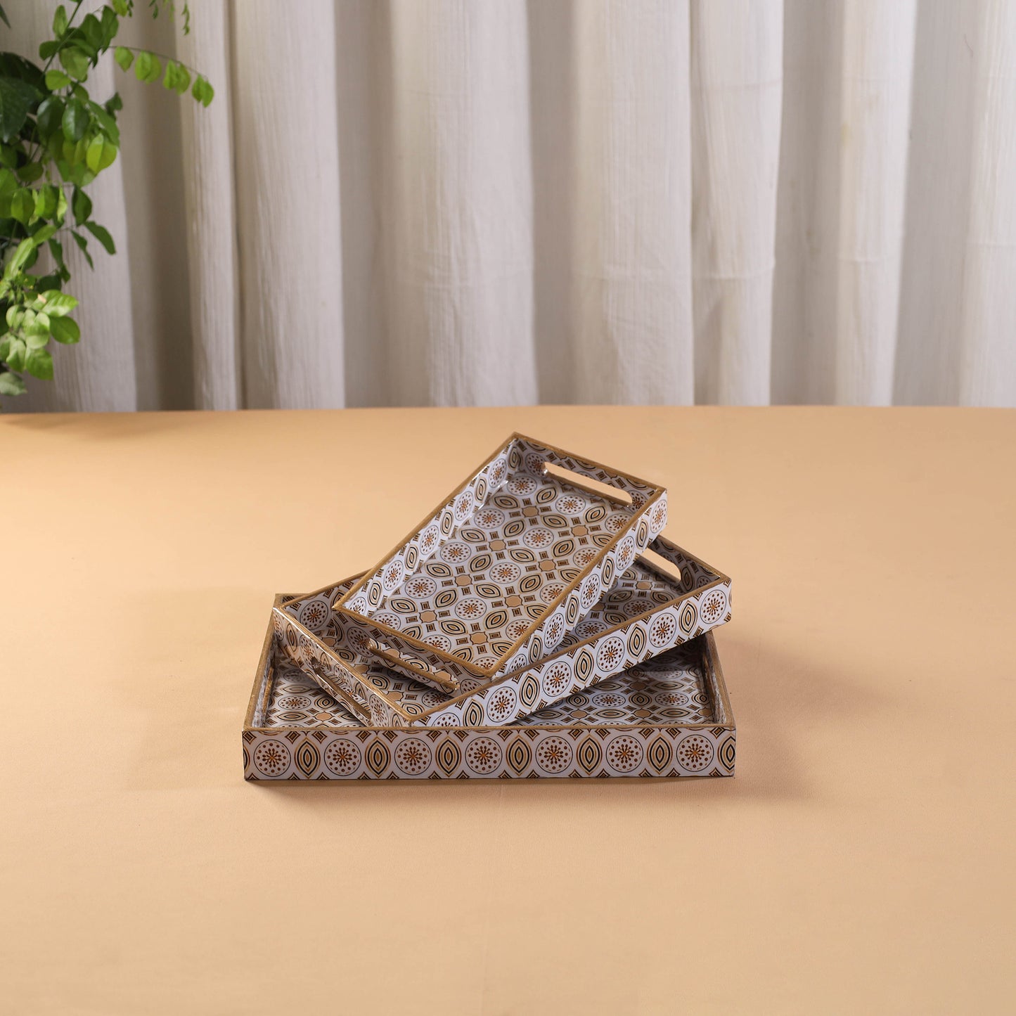 Handcrafted Enamel Coated Rectangle Wooden Serving Trays (Set of 3) 16