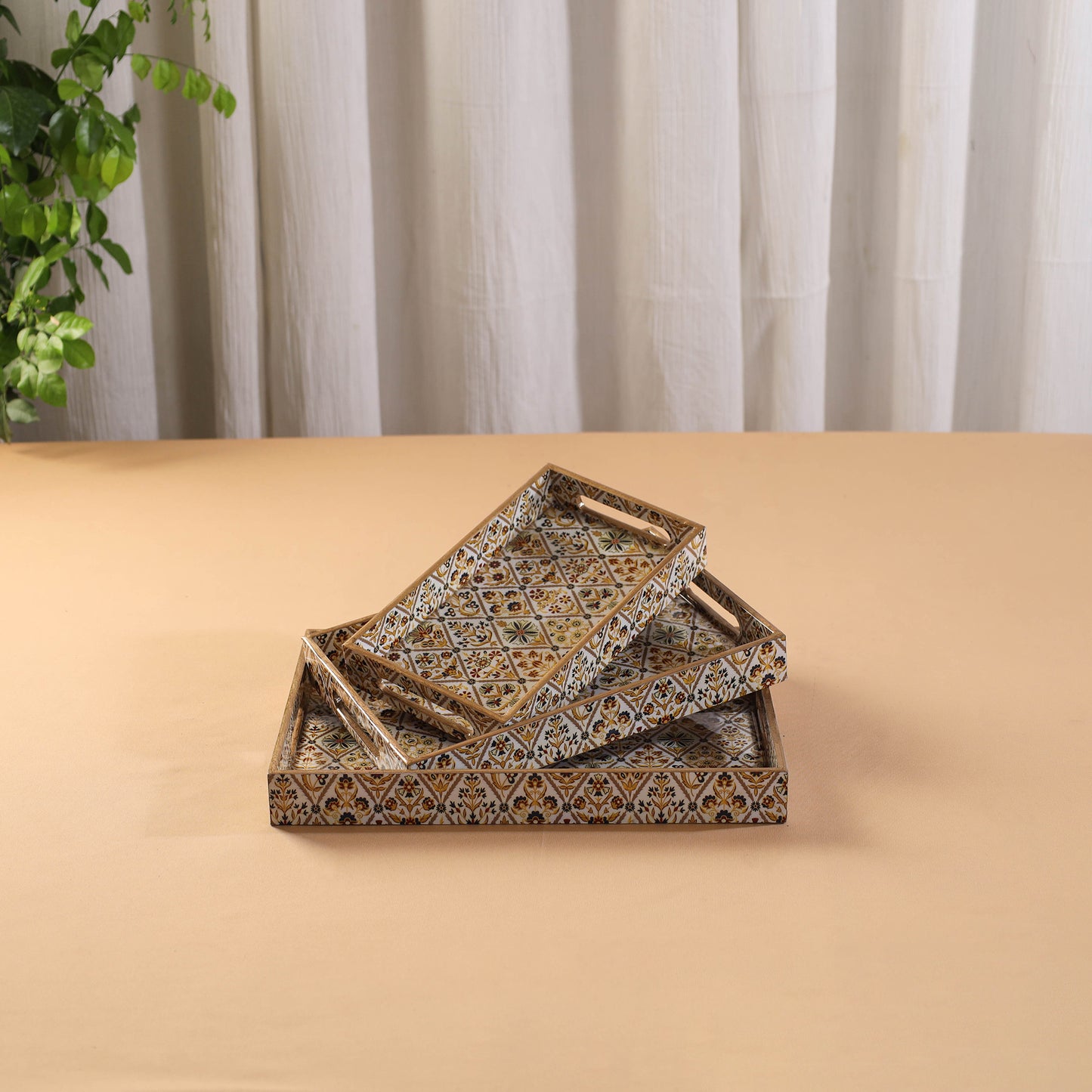 Handcrafted Enamel Coated Rectangle Wooden Serving Trays (Set of 3) 18