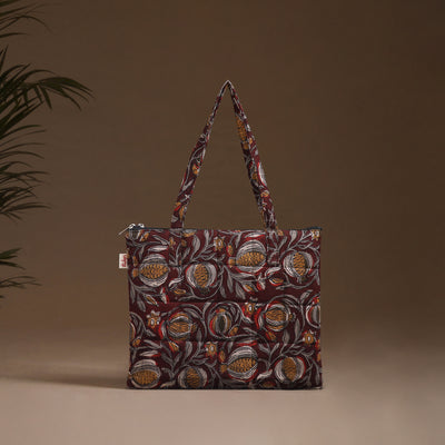 Handcrafted Quilted Handbag 02