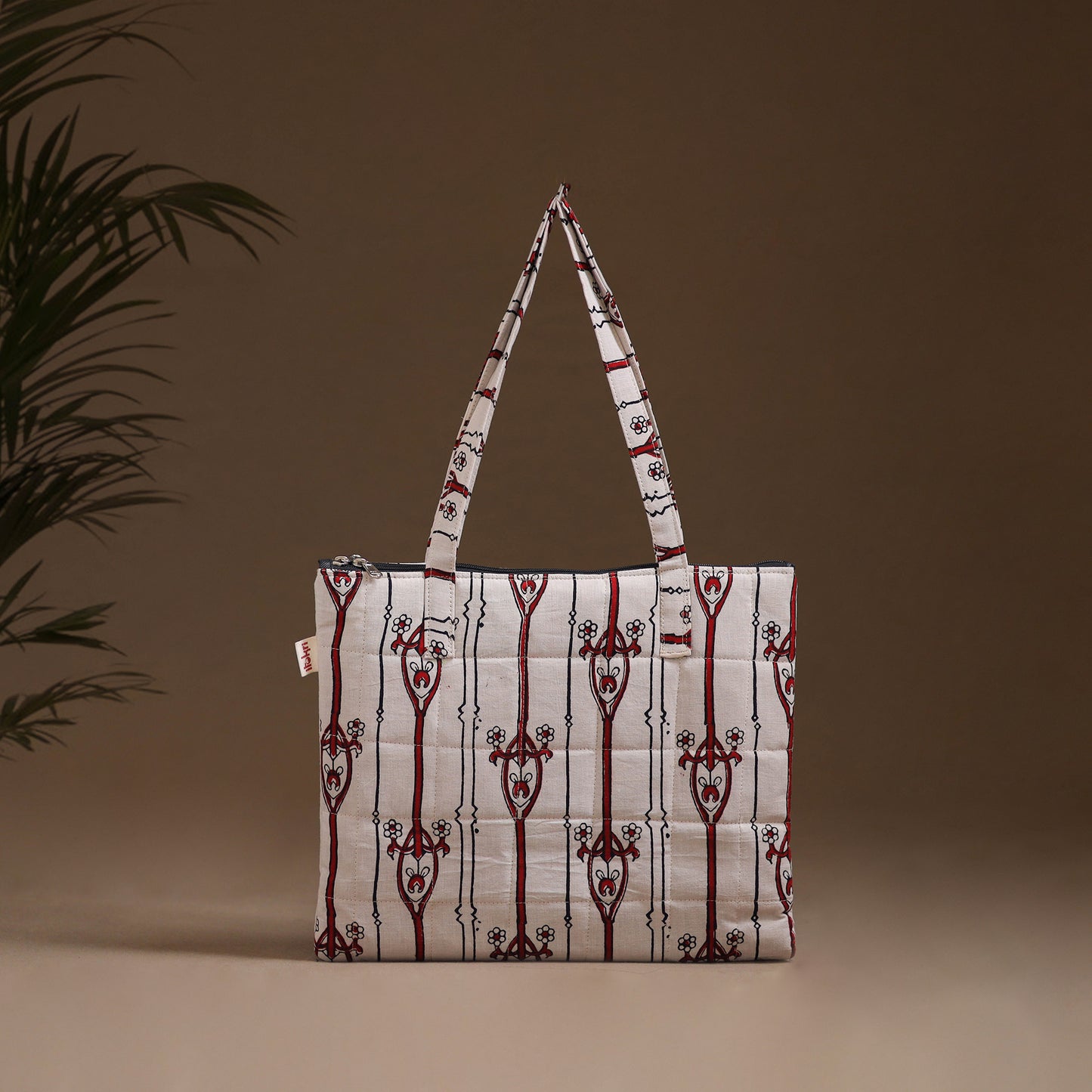 Handcrafted Quilted Handbag 04