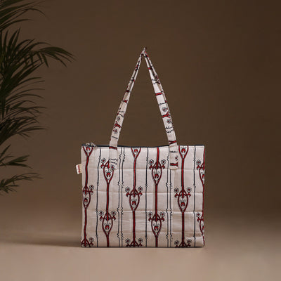 Handcrafted Quilted Handbag 04