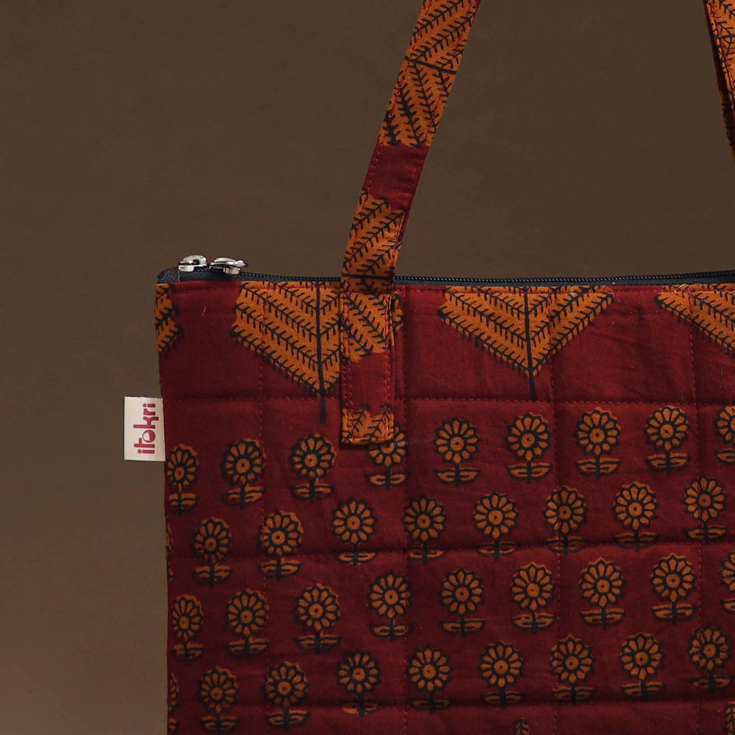 Handcrafted Quilted Handbag 05
