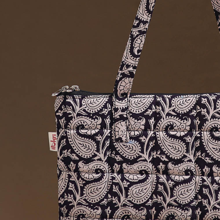 Handcrafted Quilted Handbag 06