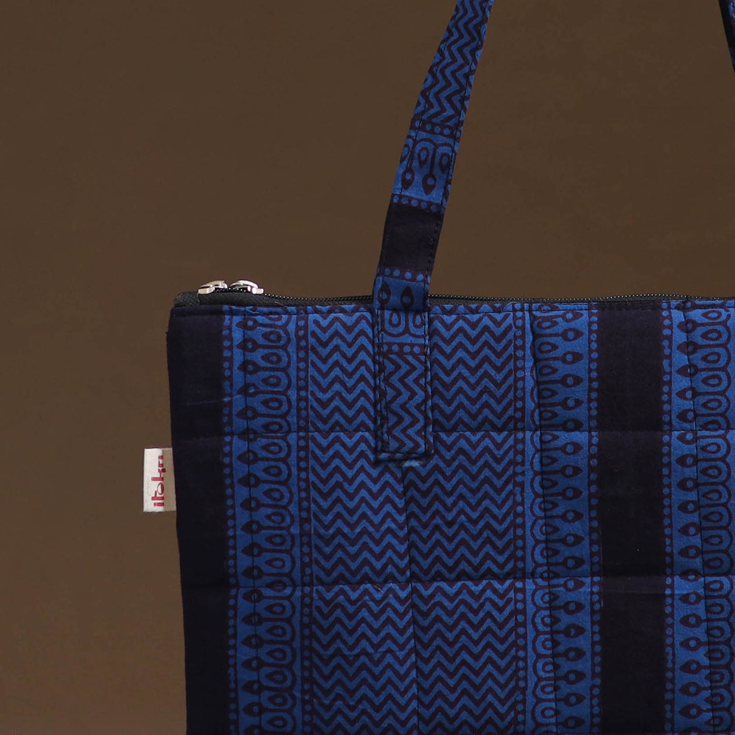 Handcrafted Quilted Handbag 09