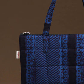 Handcrafted Quilted Handbag 09