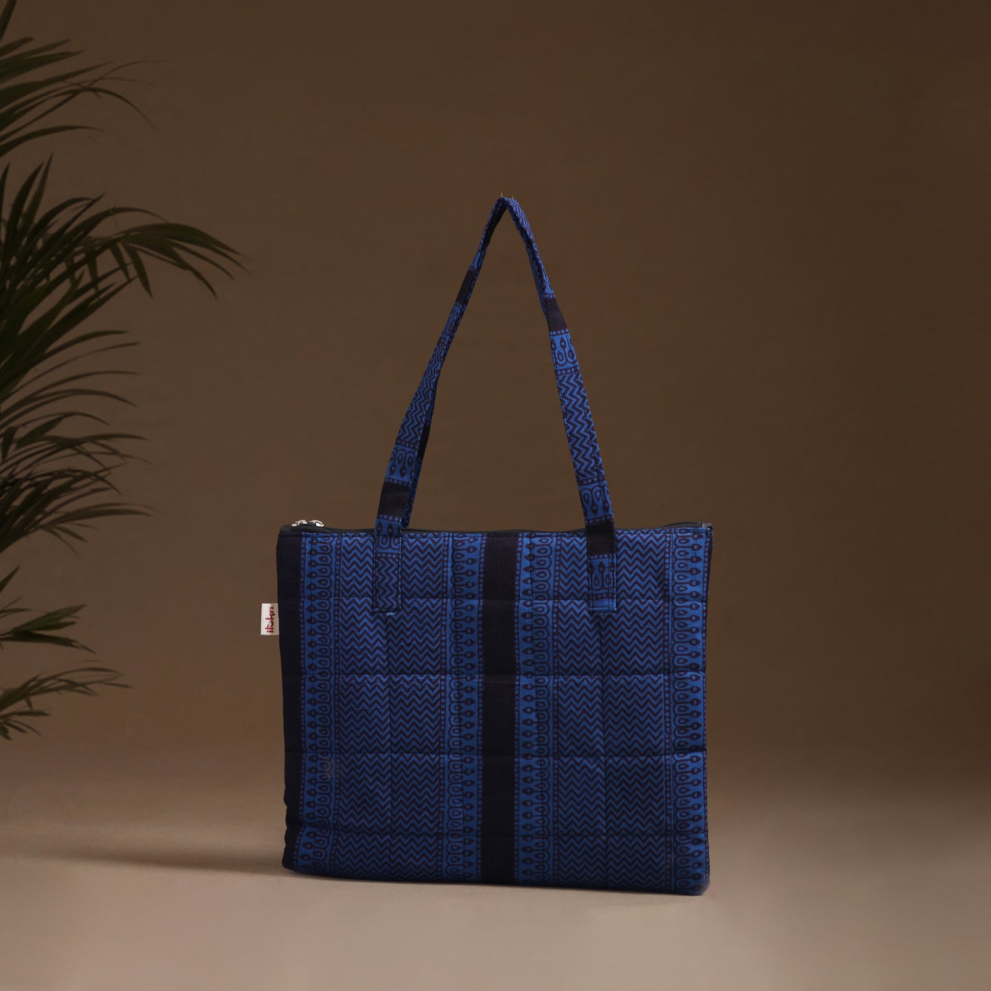 Handcrafted Quilted Handbag 09