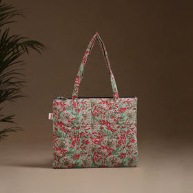 Handcrafted Quilted Handbag 04
