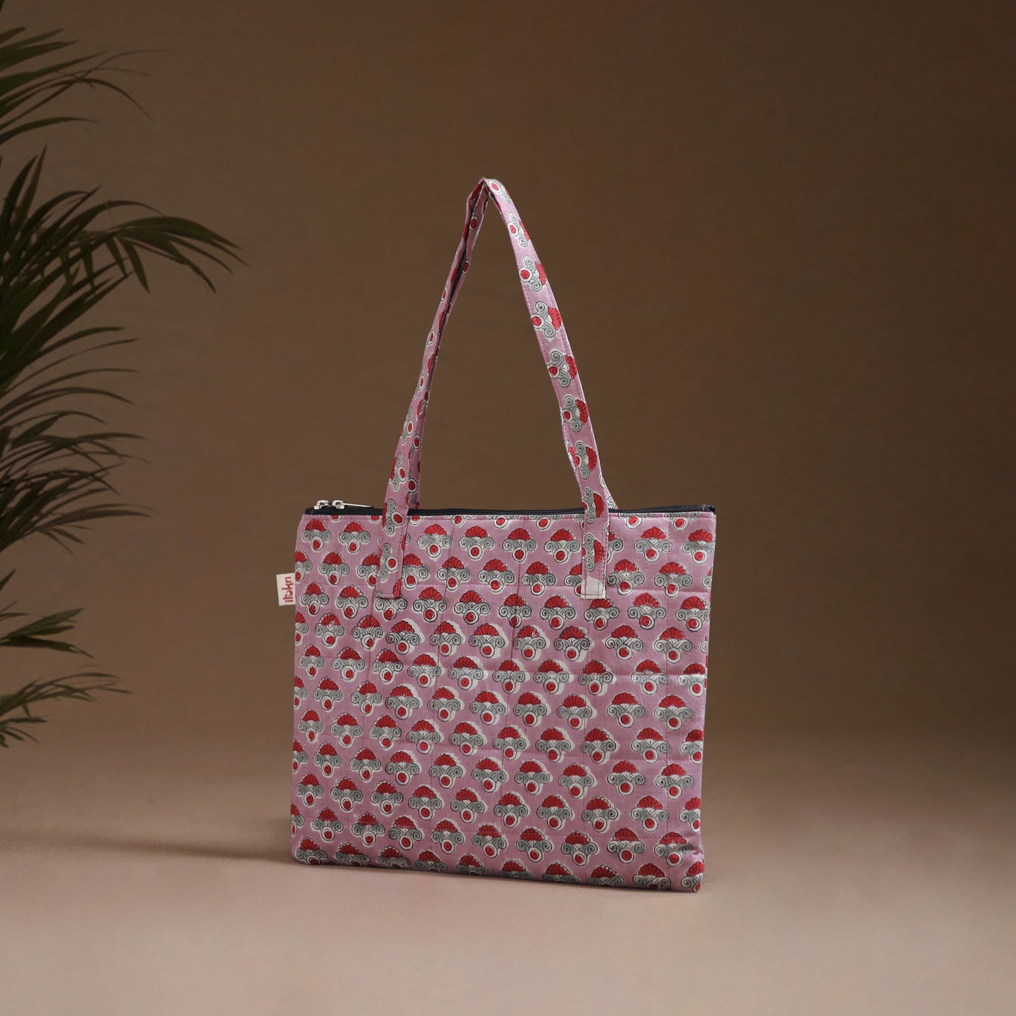 Handcrafted Quilted Handbag 09