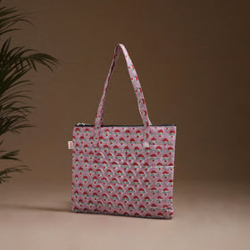 Handcrafted Quilted Handbag 09