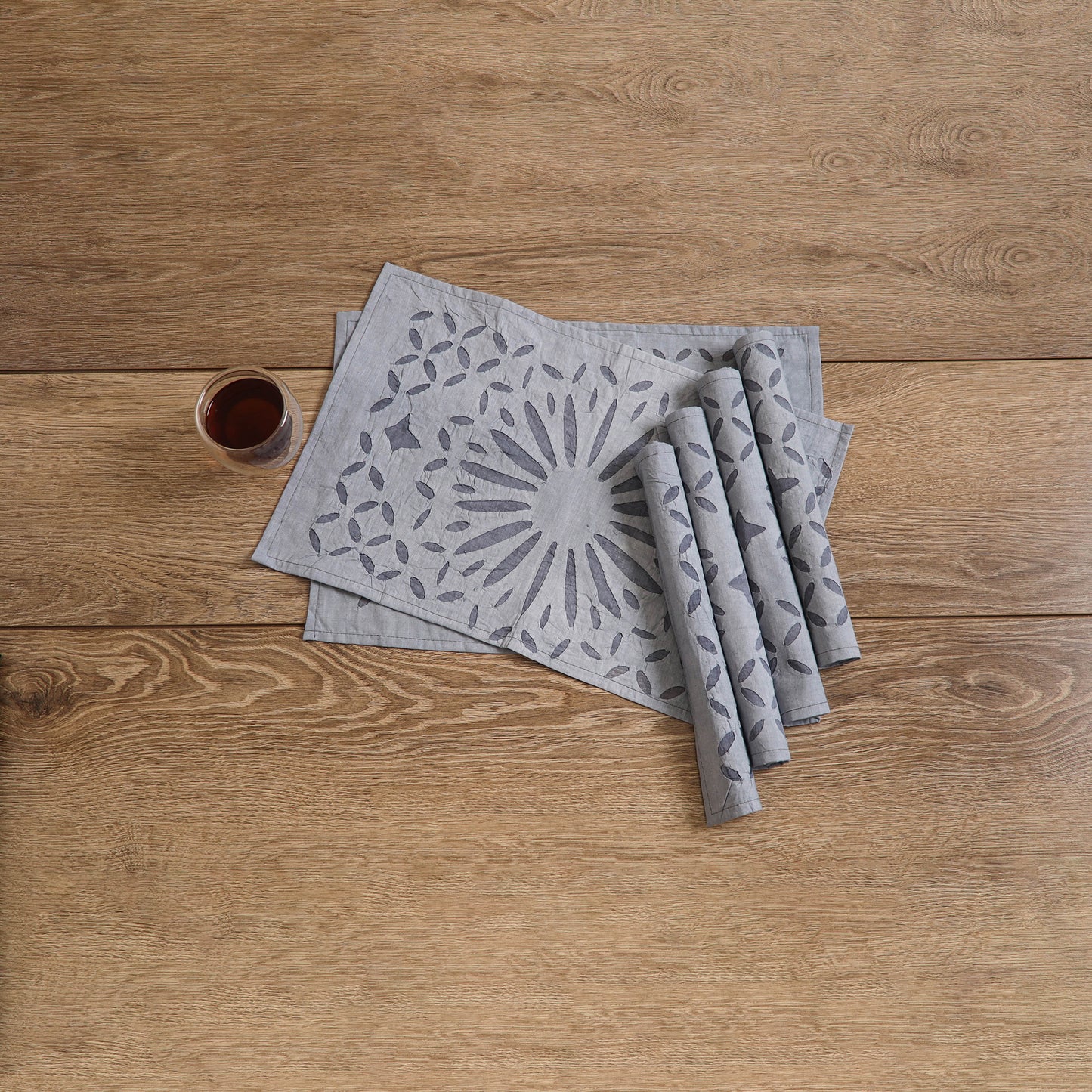 Barmer Applique Cutwork Cotton Dining Table Mats (Set of 6) 02