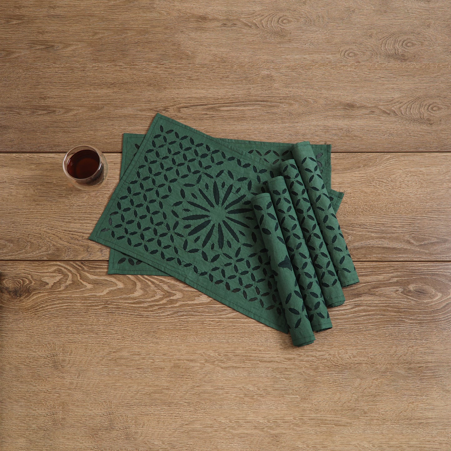 Barmer Applique Cutwork Cotton Dining Table Mats (Set of 6) 04