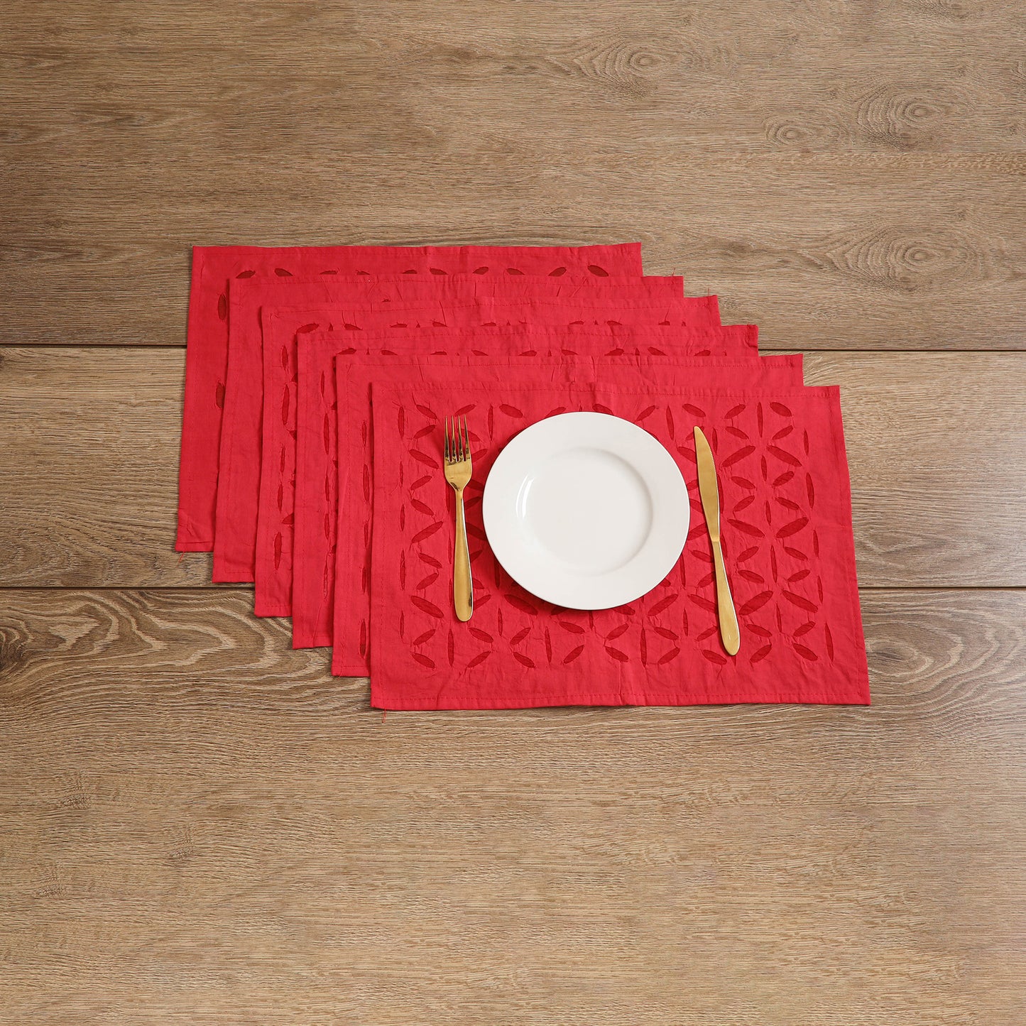 Barmer Applique Cutwork Cotton Dining Table Mats (Set of 6) 05