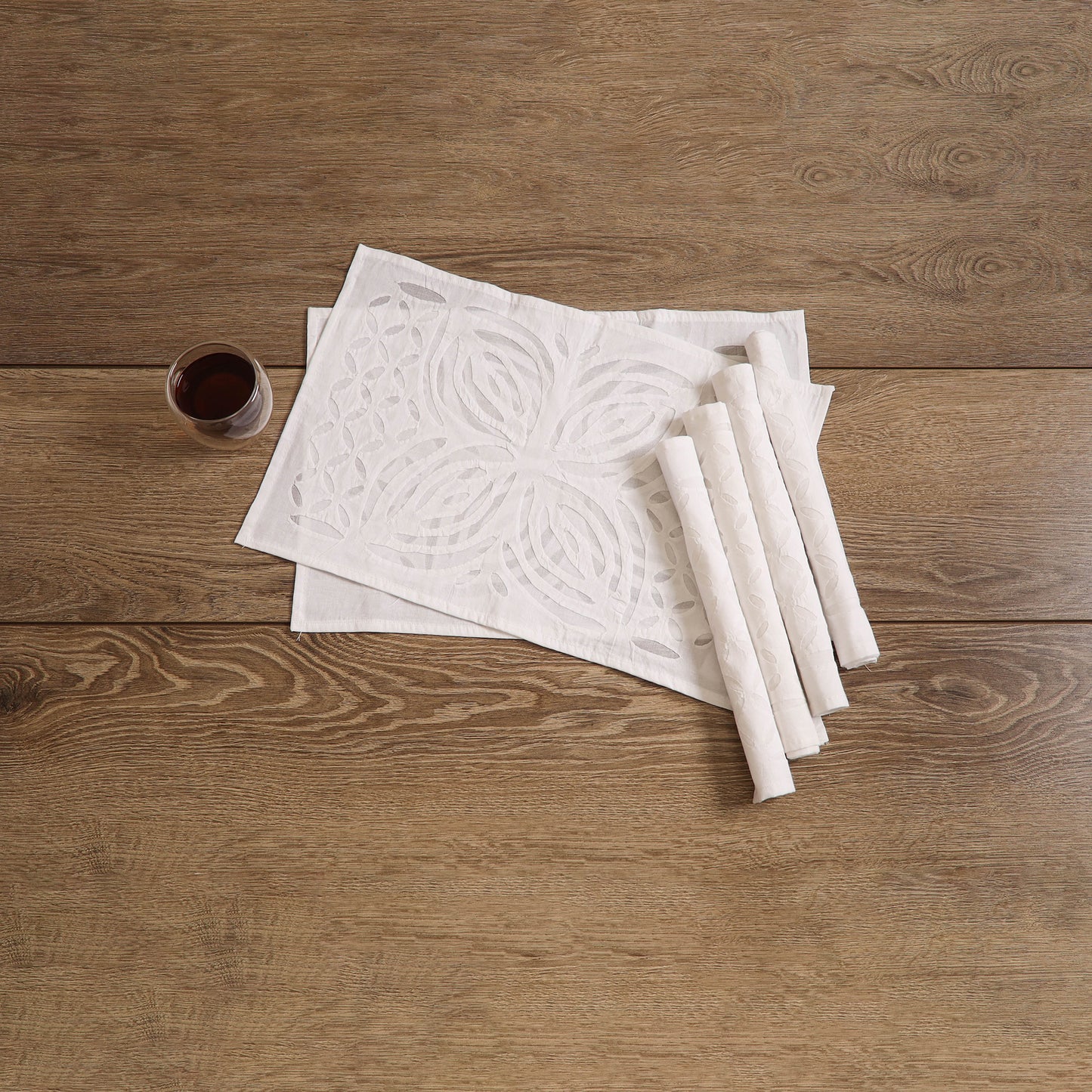 Barmer Applique Cutwork Cotton Dining Table Mats (Set of 6) 10