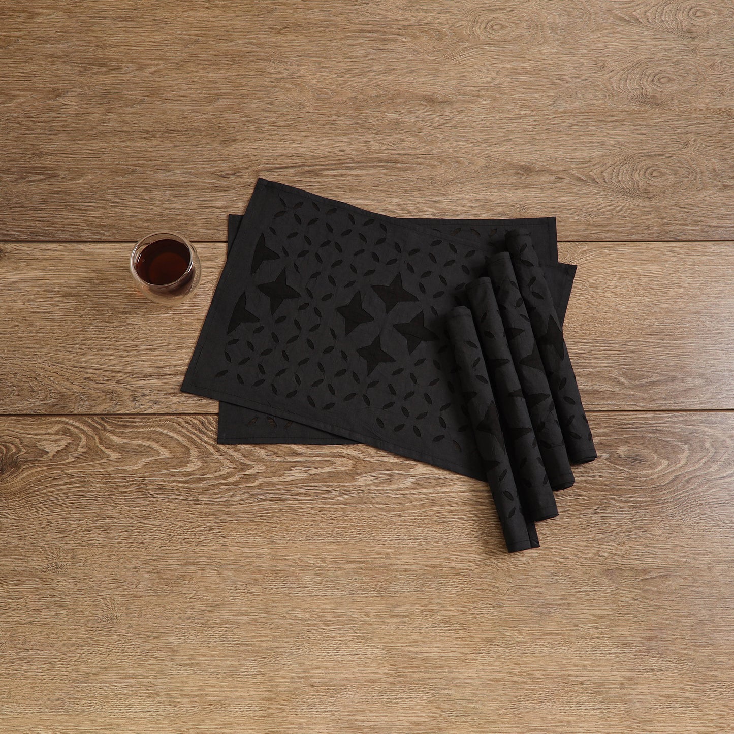 Barmer Applique Cutwork Cotton Dining Table Mats (Set of 6) 11
