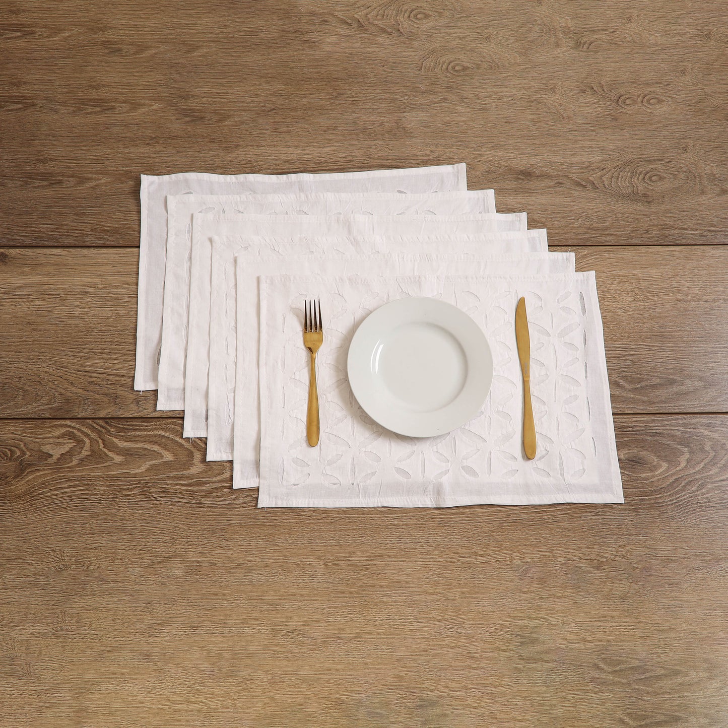 Barmer Applique Cutwork Cotton Dining Table Mats (Set of 6) 12