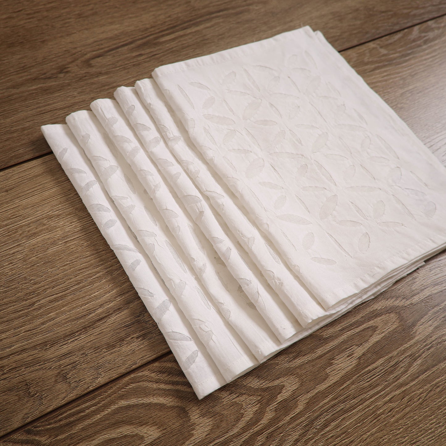 Barmer Applique Cutwork Cotton Dining Table Mats (Set of 6) 12