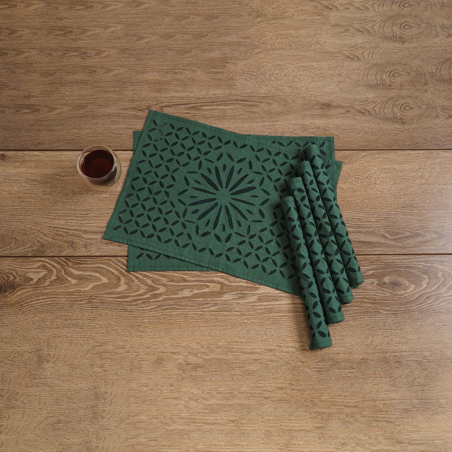 Barmer Applique Cutwork Cotton Dining Table Mats (Set of 6) 13