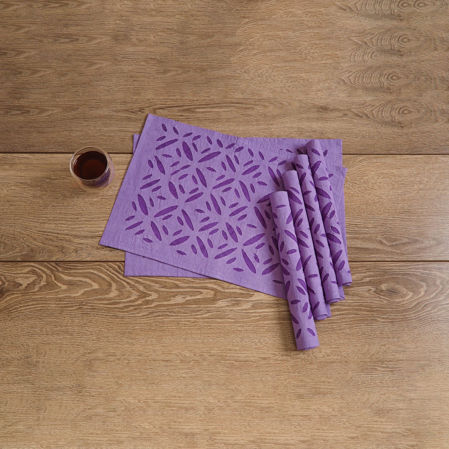 Barmer Applique Cutwork Cotton Dining Table Mats (Set of 6) 15