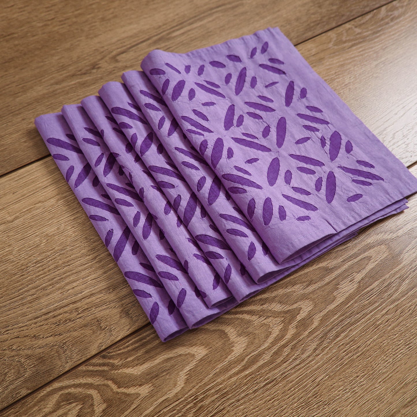 Barmer Applique Cutwork Cotton Dining Table Mats (Set of 6) 15