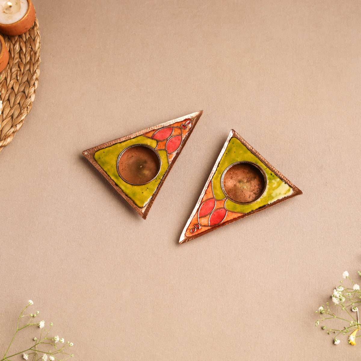 Ekibeki Handcrafted Copper Enamel Tealight Holder Rangoli Parrot Green Triangle (Set Of 2) 04