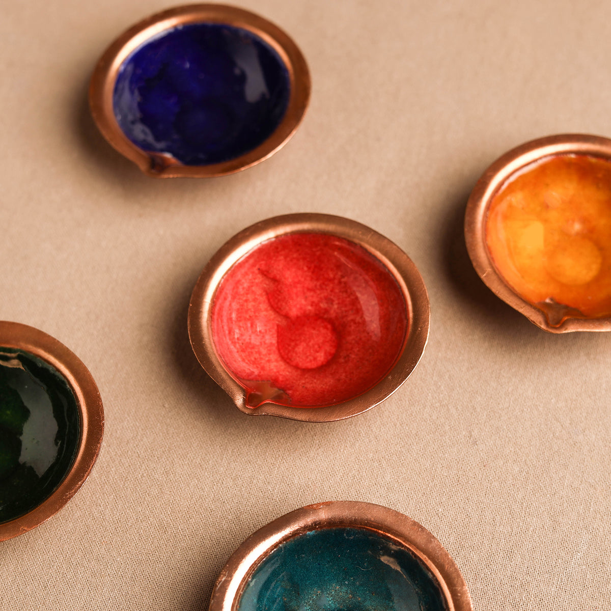 Ekibeki Handcrafted Copper Enamel Rangoli Diyas (Set Of 5) 01