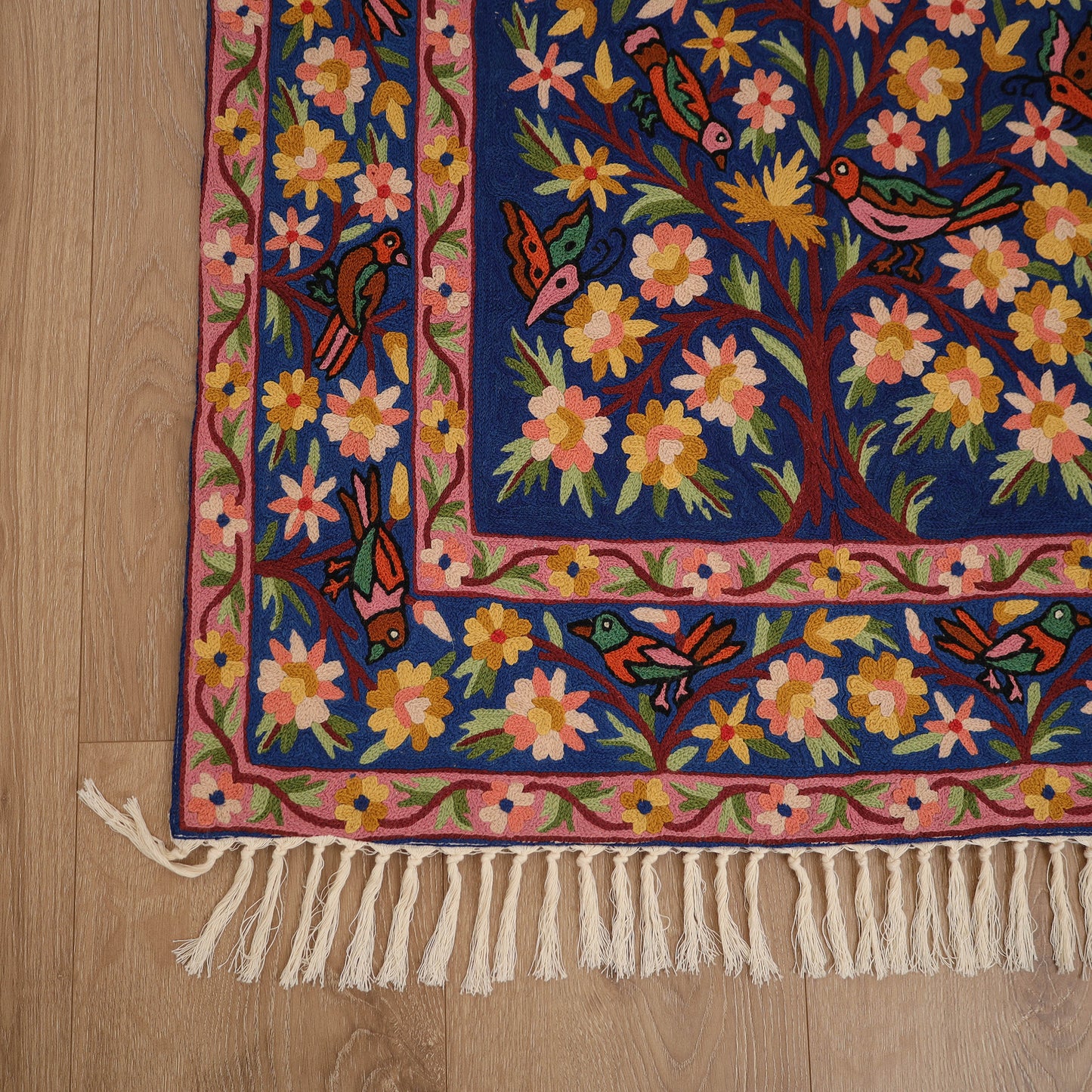 Original Kashmiri Chain Stitch Crewel Hand Embroidery Rug / Carpet (5 x 3 Feet) 09