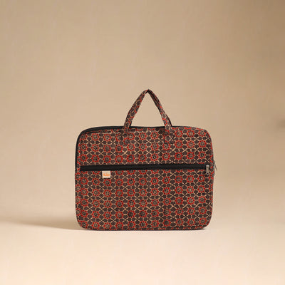 Handcrafted Quilted Laptop Bag (12 x 16 in) 05