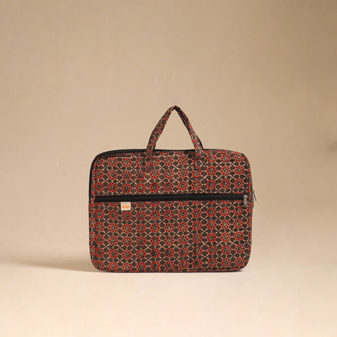 Handcrafted Quilted Laptop Bag (12 x 16 in) 05